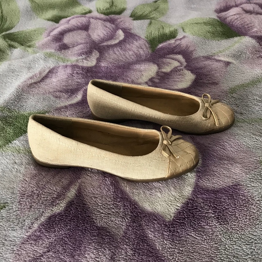 Aerosoles Becca Quilted Cap Gold Toe Flats